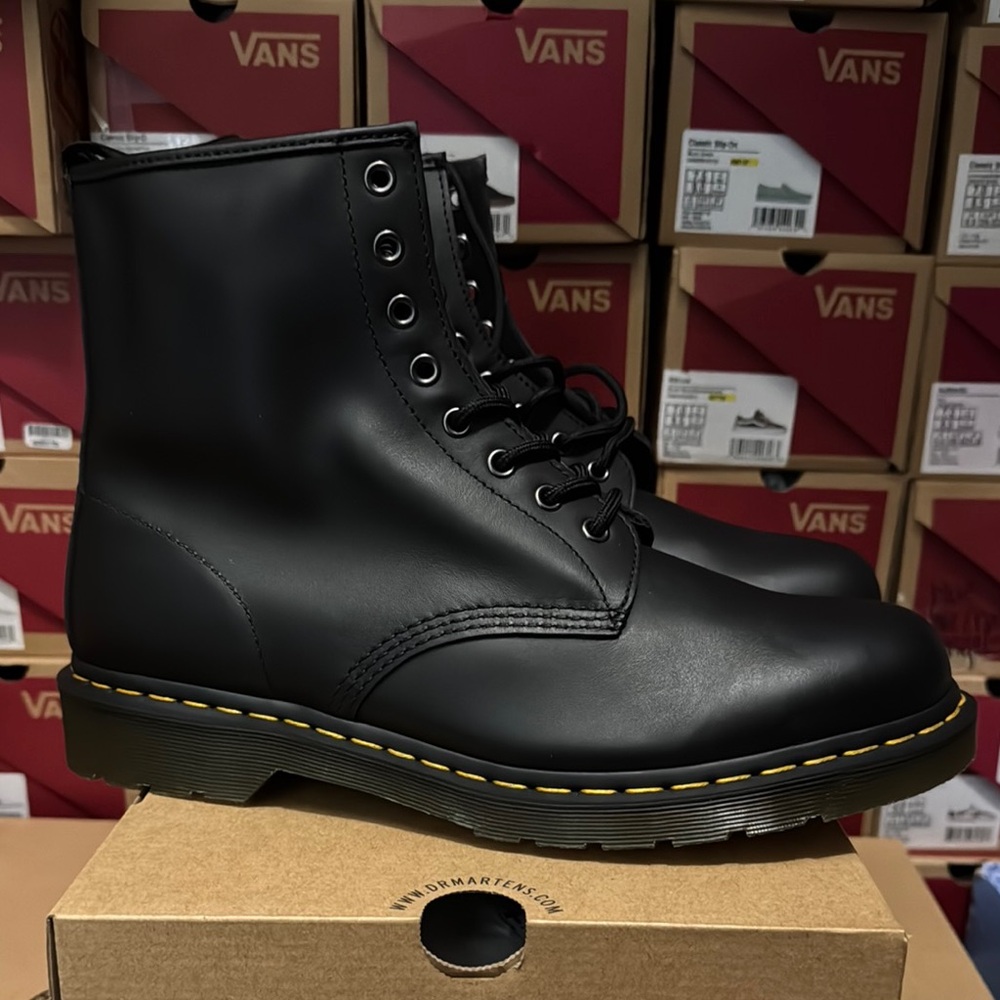 NEW Dr. Martens 1460 Black Nappa Leather Boots